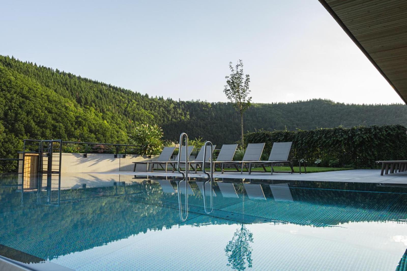 Weinhaus Nigl - Hotel, Restaurant Und Spa Зенфтенберг Экстерьер фото