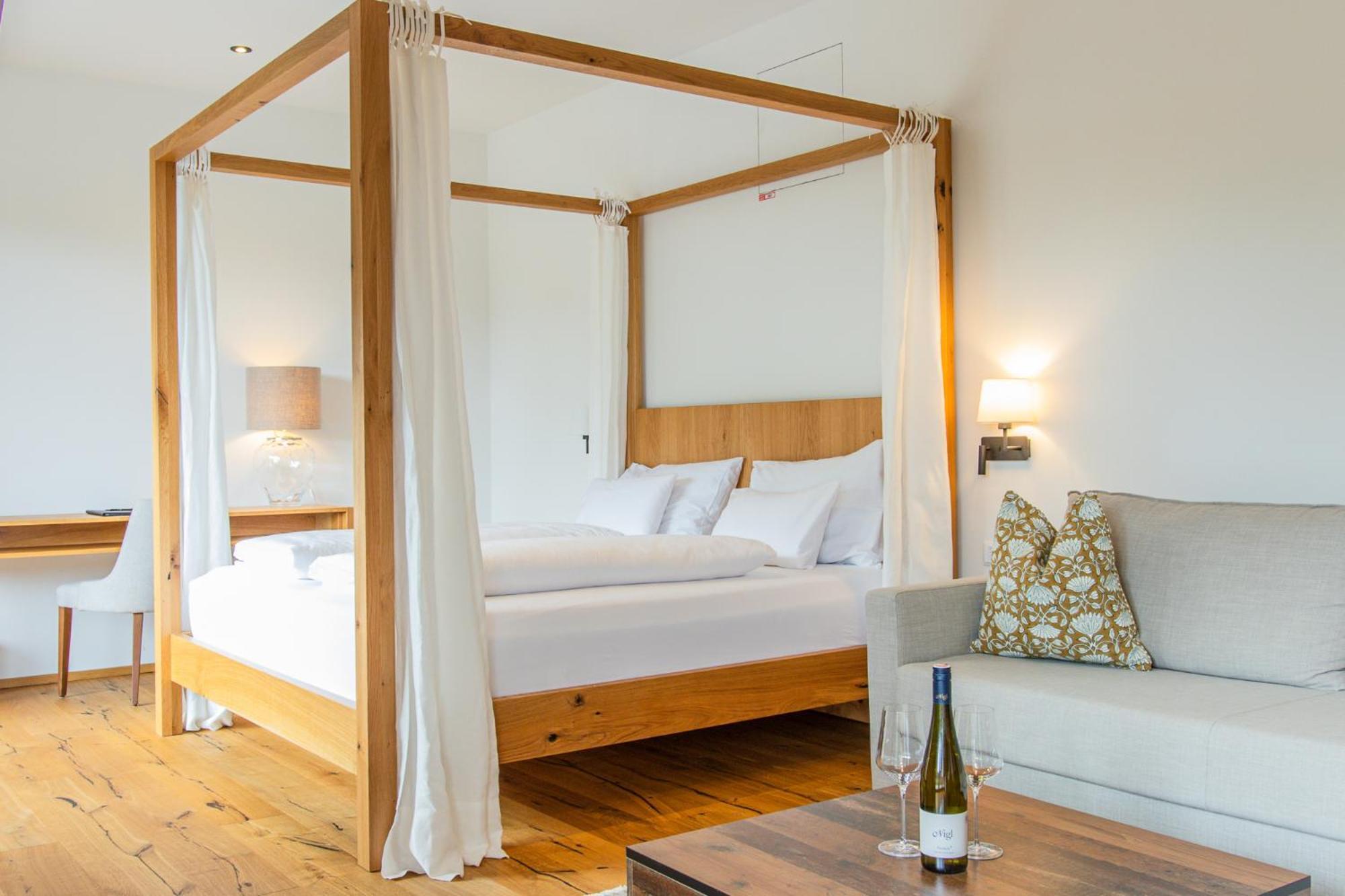 Weinhaus Nigl - Hotel, Restaurant Und Spa Зенфтенберг Экстерьер фото