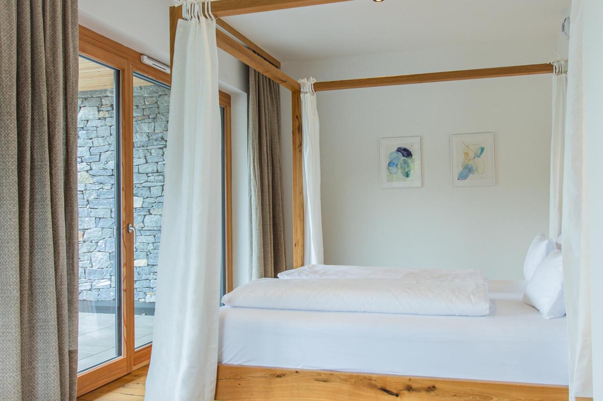 Weinhaus Nigl - Hotel, Restaurant Und Spa Зенфтенберг Экстерьер фото