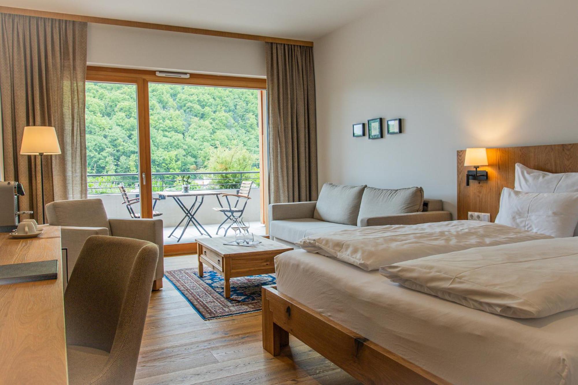 Weinhaus Nigl - Hotel, Restaurant Und Spa Зенфтенберг Экстерьер фото