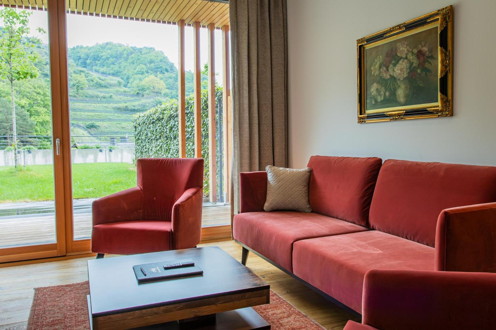 Weinhaus Nigl - Hotel, Restaurant Und Spa Зенфтенберг Экстерьер фото