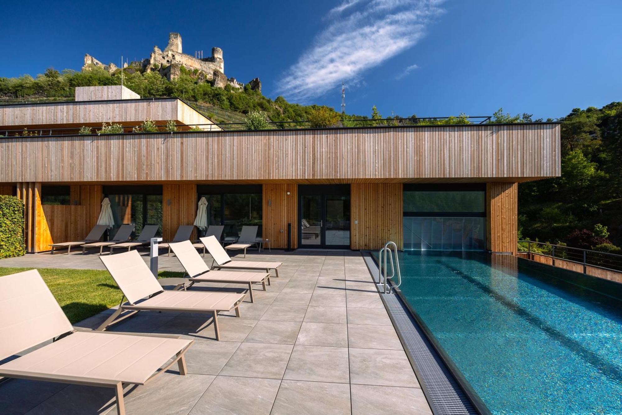Weinhaus Nigl - Hotel, Restaurant Und Spa Зенфтенберг Экстерьер фото