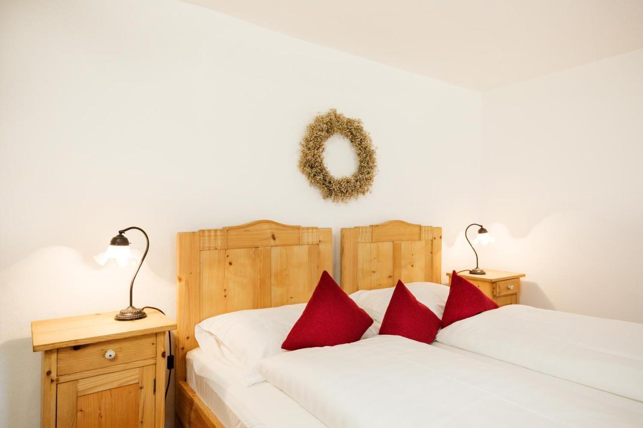 Weinhaus Nigl - Hotel, Restaurant Und Spa Зенфтенберг Экстерьер фото
